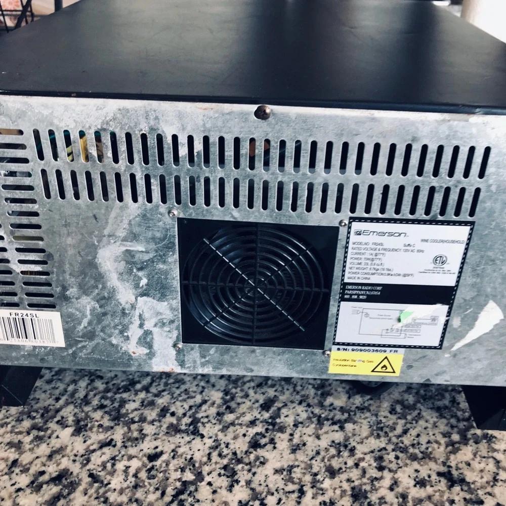 Emerson 8- Bottle Countertop Wine Cooler